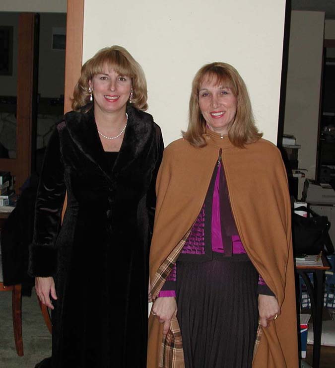 Ginni and Carol before the ballet.jpg 48.2K